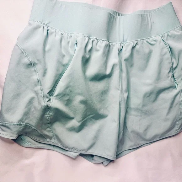 5/$20 🔆 Women's Tek Gear Athletic Shorts - Picture 2 of 3